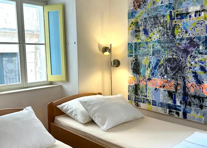 Divina * Ντουμπρόβνικ